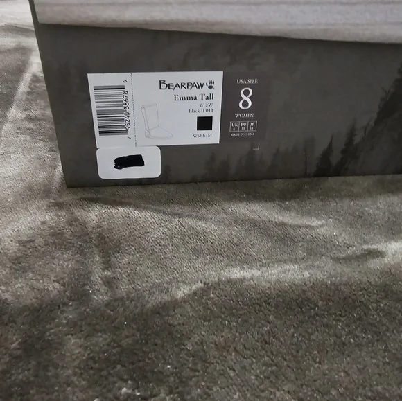 Bearpaw tall black boots - Picture 3 of 6